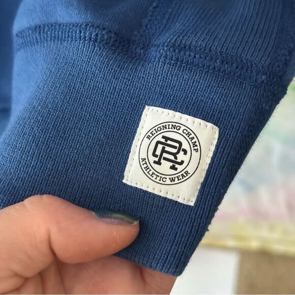 REIGNING CHAMP mens medium Blue Crewneck Sweatshirt midweight terry - Picture 4 of 9